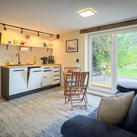 Szary Domek Ferienhaus *