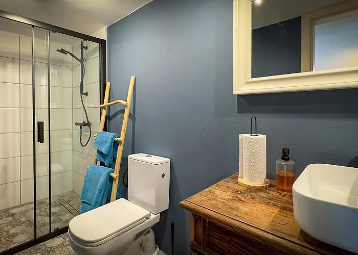 Szary Domek בית נופש